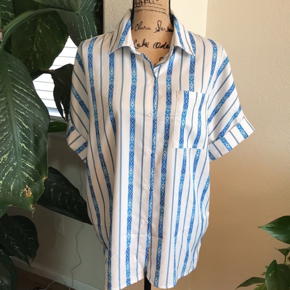 NWOT Button Down. - Picture 1 of 6